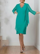 voordelige Met Jas-Strand Bruiloft Twee Delige Moeder van de Bruid Jurk Bruiloft Gast Elegante Simpele V-Hals Knie Lengte Chiffon 3/4 Lengte Mouw met Effen Kleur 2025 gratis op maat