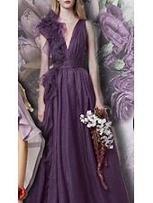 preiswerte lila-Strandhochzeit A-Linie Weihnachtskleid Abendkleid Promi-Stil Kleid Rot Grün Kleid Formeller Hochzeitsgast bodenlang ärmellos V-Ausschnitt Chiffon mit Schlitz reine Farbe Kleid Maskerade Kleid 2025
