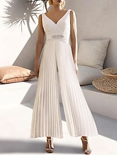 billige Buksedresser og jumpsuits-Jumpsuits Elegant Kjole Bryllupsgjester Sommer Ankellengde Uten Ermer V-Hals Chiffon Stige Bak med Bukser Krystaller