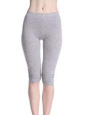 billiga Enkla Leggings-Dam Yogabyxor Solskydd Magkontroll Rumplyft Hög midja Yoga Kondition Gymträning Caprileggings Underdelar Violett Svart Vit sporter Sportkläder Hög Elasisitet Mager