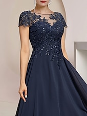economico Lunghezza del pavimento-Abito A-line Madre della Sposa Abito Ospite di Matrimonio Formale Elegante Alto-Basso Collo a Barchetta Asimmetrico Lunghezza Tea Chiffon Pizzo Manica Corto con Applicazioni in Paillettes 2025 taglia