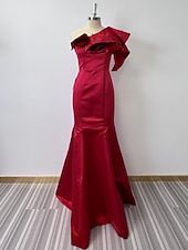 abordables ROUGE-Robe de Soirée Sirène Corsets Robe Invité de Mariage Formel Longueur de Sol Sans Manches Une Épaule Taffetas avec Volants Fleurs à l&#039;Épaule Robe Mascarade 2025