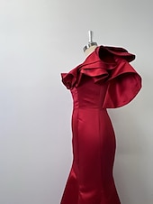 abordables ROUGE-Robe de Soirée Sirène Corsets Robe Invité de Mariage Formel Longueur de Sol Sans Manches Une Épaule Taffetas avec Volants Fleurs à l&#039;Épaule Robe Mascarade 2025