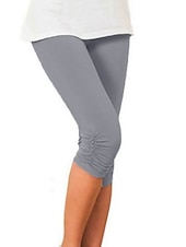 billiga Enkla Leggings-Dam Yogabyxor Solskydd Magkontroll Rumplyft Hög midja Yoga Kondition Gymträning Caprileggings Underdelar Violett Svart Vit sporter Sportkläder Hög Elasisitet Mager