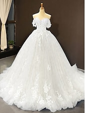 levne Plesové šaty-Ball gown plesové šaty květinové šaty svatební quinceanera s dvorem krátký rukáv srdcového výstřihu krajka s sklady a aplikacemi