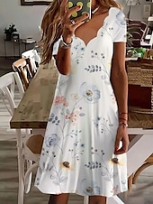 abordables Robe Fleurie-Robe Mini Femme Robe Décontractée Robe Petite Robe d&#039;Été Robe Boule Vacances Décontractée Extérieur Vacances Quotidiennes Ajustement Normal Imprimé Floral Manches Courtes Col en Cœur Blanc Bleu