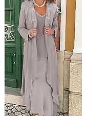 ieftine Cu jacheta-Rochie de mamă a miresei în două piese A-Line pentru nunta pe plajă Invitat formal la nuntă Elegant Mărime mare Casual Gât în V Largime din dantelă in amestec de bumbac fără mâneci Rochii cu aplicații