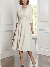 economico Con giacca-Abito madre della sposa due pezzi A-Line elegante festa scollatura a girocollo lunghezza tè in pizzo chiffon elasticizzato maniche 3/4 con pieghe cristalli abito per il giorno delle corse taglia