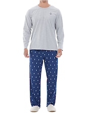 baratos Pijamas-Homens Loungewear Roupa de Dormir Conjunto de Pijama Top e calça de pijama 2 Peças Estampas Abstratas à moda Casual Conforto Casa Diário Misto de Algodão Conforto Gola Redonda Manga Longa Camiseta
