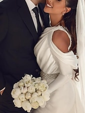 abordables robes de mariée décontractées-Robe de mariée formelle deux pièces à une épaule en satin longueur de sol avec ceinture  ruban perlé 2025