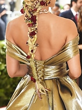 preiswerte Sekt-A-Linie Abendkleid Promi-Stil Kleid Karneval Hochzeitsfeier Bodenlänge Ärmellos Off-Shoulder Satin mit gerafftem Maskeradenkleid