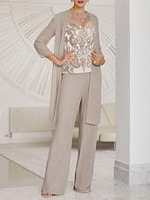 economico Tailleur pantalone della mamma-Tuta  abito intero 3 pezzi madre della sposa invitata al matrimonio elegante collo illusion lungo fino al pavimento in chiffon pizzo maniche lunghe con arricciature colore solido taglia