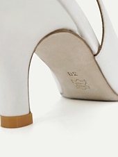 tanie Panna młoda-białe ślubne buty na obcasie typu slingback dla panny młodej – eleganckie buty ślubne ze spiczastym noskiem i klamrą z kryształkami