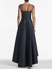 abordables Longueur de cheville-Robe de mariage invitée en A élégante robe de mariage invitée fête de mariage asymétrique sans manches décolleté en bijou satin avec fleur d&#039;épaule