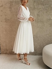 economico Abiti bianchi-Little White Dresses da spiaggia abiti da sposa A-Line scollo a V maniche lunghe lunghezza al tè abiti da sposa con paillettes colore solido 2025