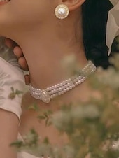 abordables Día de San Valentín-Conjunto de gargantilla de perlas vintage para mujer con colgante de diamantes de imitación: elegante joyería de perlas en capas para bodas y eventos formales