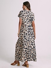 levne Šaty umění a designu-Dámské maxi šaty sundress shift šaty letní šaty streetwear sexy spadlý rukáv dovolená párty prázdniny regular fit leopardí krátký rukáv V výstřih růžové modré khaki léto jaro