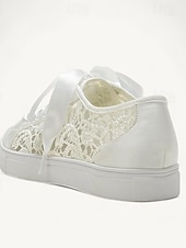  Damskor i spets för bröllop utomhus och trädgård – bekväma brudskor med bandsnören