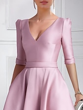 levne Koktejlové šaty-A-line svatební host šaty koktejlové šaty plážová svatba elegantní šaty formální svatební host čajová délka polotričko V výstřih satén s kapsou šaty