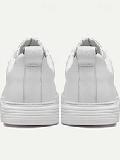  Weiße Slip-On-Sneaker aus Leder für Herren – minimalistisches Design mit bequemer Sohle für den Freizeitlook