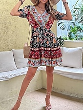 abordables Robes Bohémiennes-Femme Mini robe Robe casual Robe Trapèze Robe d&#039;été robe boheme mode Ethnique Décontractées Vacances du quotidien Rendez-vous Standard Floral Manche Courte Col V Noir Rouge Bordeaux Vert Eté