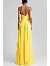 billiga GUL-Strandbröllop A-Line Aftonklänning Elegant Klänning Formell Bröllopsgäst Golvlängd Utan Ärmar Juvelhals Chiffon med Strass Glittrande Fållar