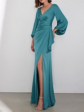 economico Abiti da sposa-Abiti da invitata al matrimonio A-Line abito elegante formale black tie lunghezza del pavimento maniche lunghe collo a V charmeuse con arricciato