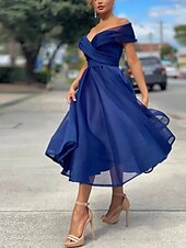 baratos Vestidos de Cocktail-Casamento na Praia Vestidos de Coquetel em A Linha Vestido Vintage Convidada de Casamento Comprimento Chá Sem Mangas Ombro à Mostra Tule com Pregas Vestidos Derby 2025