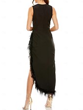 abordables Robes pour invitées de mariage-Robes de cérémonie maigre Noires Élégante Robe Formelle Cocktail Thé Longueur Sans manches Col bijou Crêpe extensible avec plumes