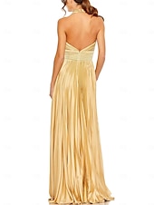 abordables Robes pour invitées de mariage-Robes d&#039;Invité de Mariage Or Fuselée Élégante Robe Formelle Costume Cravate Noire Longueur de Sol Sans Manches Col Halter Charmeuse avec Nœud(s) Plis