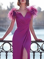 preiswerte lila-Sheath Abendkleid Elegantes Kleid Karneval Formal Bodenlang Ärmellos V-Ausschnitt Stretch-Crépe mit Feder Maskeradenkleid 2025