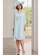 economico Con giacca-Abito da sposa a due pezzi in spiaggia abito madre della sposa elegante scollo a gioiello lunghezza al ginocchio chiffon con pizzo maniche a tre quarti abiti giacca con lace arricciato taglia