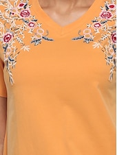 billige Blomster t-skjorte-Thanksgiving Day Dame Boho T-skjorte Blomstret Bohem Fritid Kortermet Lanterne Erme V-hals Lange topper Daglig Ut på byen Helg Gul Oransje Vår