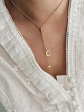 abordables Collier pour femme-collier pendentif étoile et lune en or pour femme - chaîne lariat en acier titane parfaite pour les styles décontractés et élégants
