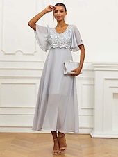 economico Abiti da festa-Per donna Abito linea A Poliestere Pizzo Con balze A V Manica a balza Manica corta Vestito maxi Invitati del matrimonio Cocktail party Elegante Da cerimonia Grigio Estate