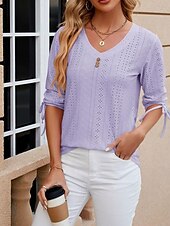 billige Blonder topper-Kvinne Hvit Elegant Blonde Topper Øyelet Bluse Stilig Moderne Ensfarget Knapper Øyelet 3/4 Lengde Ermer V-Utforming Daglig Romantisk Petit Topper Sommerferie Antrekk Hvit Rosa Lilla Grønn Sommer Vår