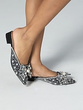 preiswerte Clogs &amp; Pantoletten für Damen-Damen Mules Bling-Bling-Schuhe Glitzer Kristall Pailletten Juwelen Party Kristall Flacher Absatz Spitze Zehe Elegant Modisch Mikrobielles Leder Halbschuhe Mandelfarben Schwarz