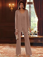 voordelige Broekpakken van mama-Strand Bruiloft Jumpsuit  Broekpak 3-delig Moeder van de Bruid Formele Bruiloft Gast Elegante V-Hals Vloerlengte Chiffon Kant Lange Mouw Jas met Apliques 2025