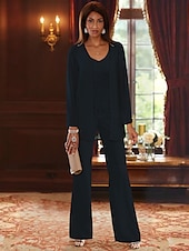 voordelige Broekpakken van mama-Strand Bruiloft Jumpsuit  Broekpak 3-delig Moeder van de Bruid Formele Bruiloft Gast Elegante V-Hals Vloerlengte Chiffon Kant Lange Mouw Jas met Apliques 2025