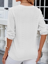 billige Blonder topper-Kvinne Hvit Elegant Blonde Topper Øyelet Bluse Stilig Moderne Ensfarget Knapper Øyelet 3/4 Lengde Ermer V-Utforming Daglig Romantisk Petit Topper Sommerferie Antrekk Hvit Rosa Lilla Grønn Sommer Vår