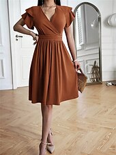 voordelige midi-zwarte jurk-Dames Mini-jurk Zwarte jurk Afstudeerjurk Casual jurk A lijn jurk Streetwear Basic Casual Vakantie Straat Feestdagen Normale pasvorm Korte mouw V-hals Zwart Bordeaux Marineblauw blauw Zomer