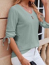 billige Blonder topper-Kvinne Hvit Elegant Blonde Topper Øyelet Bluse Stilig Moderne Ensfarget Knapper Øyelet 3/4 Lengde Ermer V-Utforming Daglig Romantisk Petit Topper Sommerferie Antrekk Hvit Rosa Lilla Grønn Sommer Vår