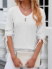 billige Blonder topper-Kvinne Hvit Elegant Blonde Topper Øyelet Bluse Stilig Moderne Ensfarget Knapper Øyelet 3/4 Lengde Ermer V-Utforming Daglig Romantisk Petit Topper Sommerferie Antrekk Hvit Rosa Lilla Grønn Sommer Vår