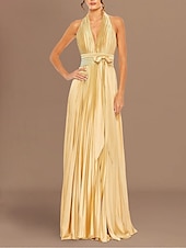 abordables Robes pour invitées de mariage-Robes d&#039;Invité de Mariage Or Fuselée Élégante Robe Formelle Costume Cravate Noire Longueur de Sol Sans Manches Col Halter Charmeuse avec Nœud(s) Plis
