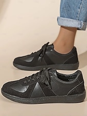 billiga Damsneakers-damsneakers i retro vit mocka och läder - avslappnade gympaskor för vardagskomfort