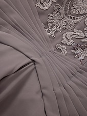 voordelige Vloerlengte-A-Lijn Moeder van de Bruid Jurk Bruidsgast Elegant Plus Size Hoog Laag V-Hals Asymmetrisch Enkel Lengte Chiffon Kant Halve Mouw met Beading Applicaties gratis maatwerk