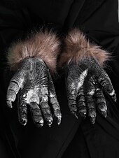 preiswerte Accessoires für Herren-realistische Werwolf-Klauenhandschuhe mit Kunstfellbündchen – schauriges Halloween-Kostümzubehör für Cosplay und Horror-Events