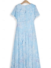 abordables Robes décontractées-Femmes Robe maxi Robe trapèze Élégant Quotidien Date Coupe régulière Fleuri Col en V Bleu Été