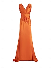 preiswerte Brautjungfernkleider-Schlauchkleid Brautjungfernkleid V Ausschnitt / Ein-Schulter Langarm Elegant Bodenlange Schleppe Spandex mit Falten / Einfarbig 2022