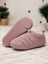 cheap Women&#039;s Slippers &amp; Flip-Flops-Cozy Fleece Lined Indoor Slippers with Non-Slip Sole – Warm Plush Home Shoes for Women